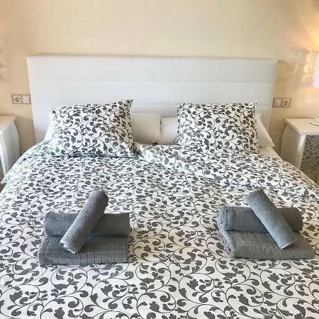 Beautiful Apartment In Costa Del Sol,300M From Sea Estepona Zewnętrze zdjęcie